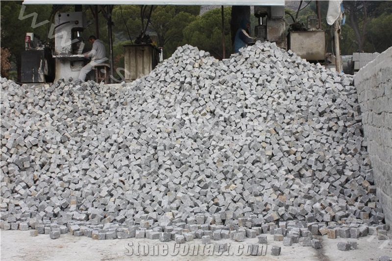 Bergama Grey Granite Cube Stone