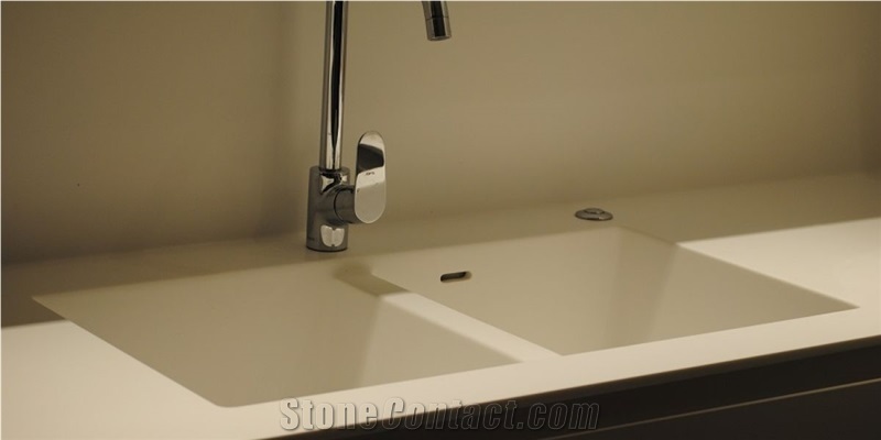 Kitchen Top in Krion Solid Surface