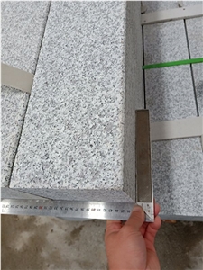 Hn G623 Granite Kerbstone Roadside Paving Stone