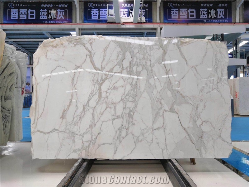 Calacatta Marina Marble Versailes Pattern