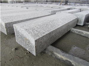 Flamed Dl G602 Roadside Curved Garden Kerbstone