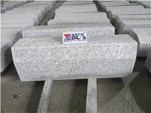 Flamed Dl G602 Roadside Curved Garden Kerbstone