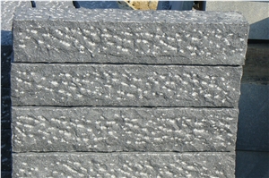 G684 Black Granite Kerbstone and Palisades