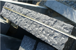 G684 Black Granite Kerbstone and Palisades