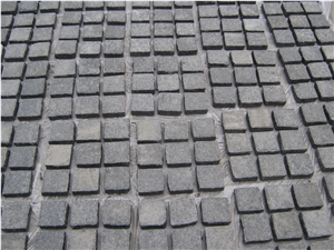 G684 Original Black Granite Cubes