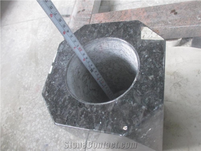 Polished Granite Flower Vases for Headstones