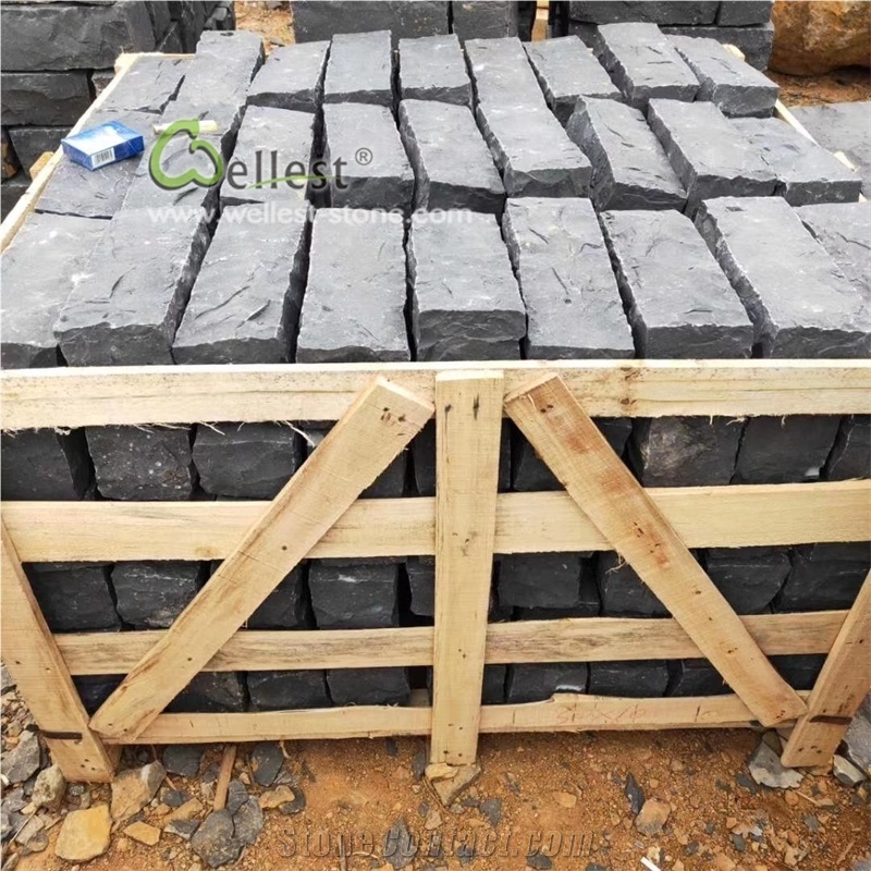 Black Basalt Stone Post Palisade for Landscape