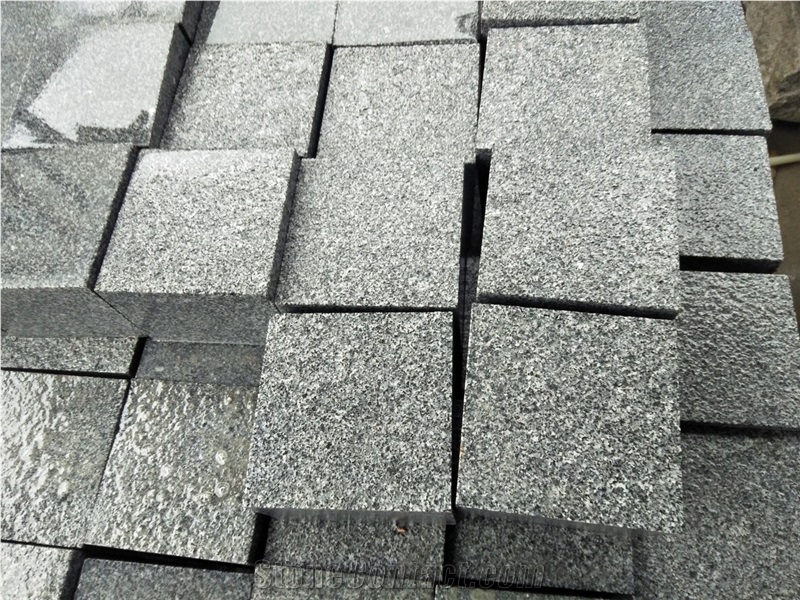 G654 Sesame Black Dark Kobra Cube Paver