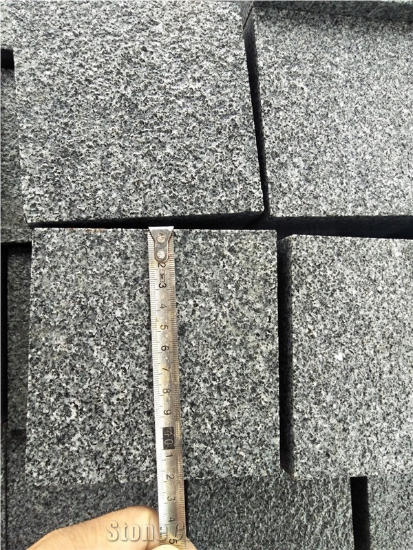 G654 Sesame Black Dark Kobra Cube Paver