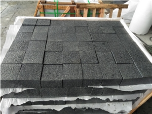 G654 Sesame Black Dark Kobra Cube Paver