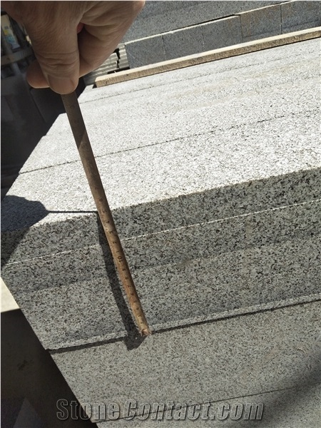 New G654 Sesame Black Impala Granite Kerbstone