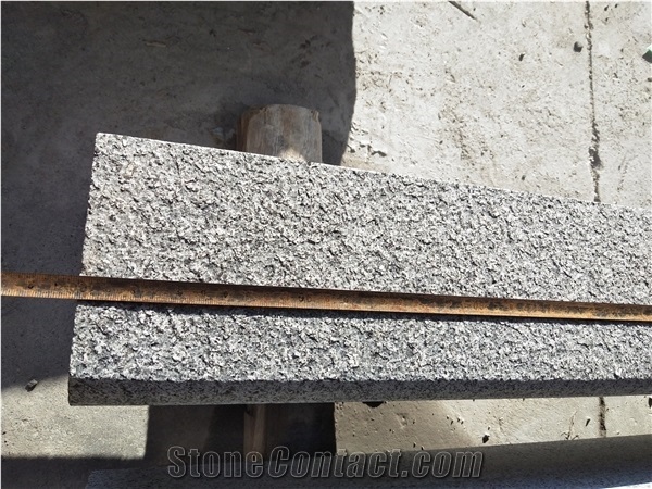 New G654 Sesame Black Impala Granite Kerbstone