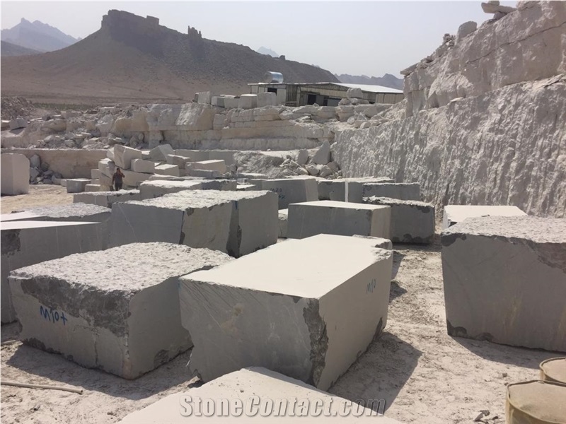 Pietra Gray Marble Blocks, Lashotor Black Marble
