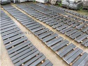 Bluestone Pool Floor Coping Black Tile