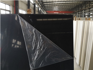 Black & White Quartz Slabs