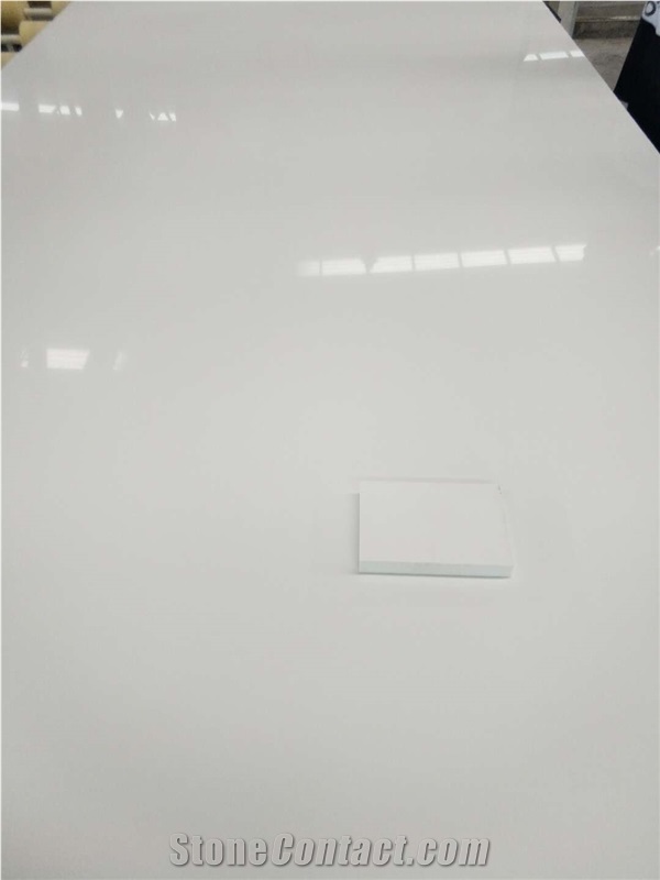 Super White Quartz Slabs