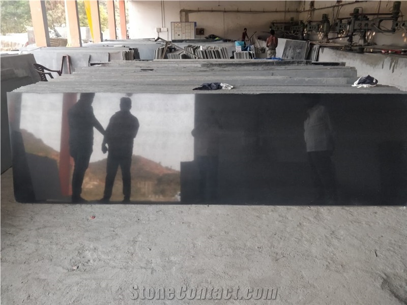 Ivory Black Granite Slabs