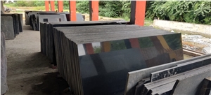Ivory Black Granite Slabs