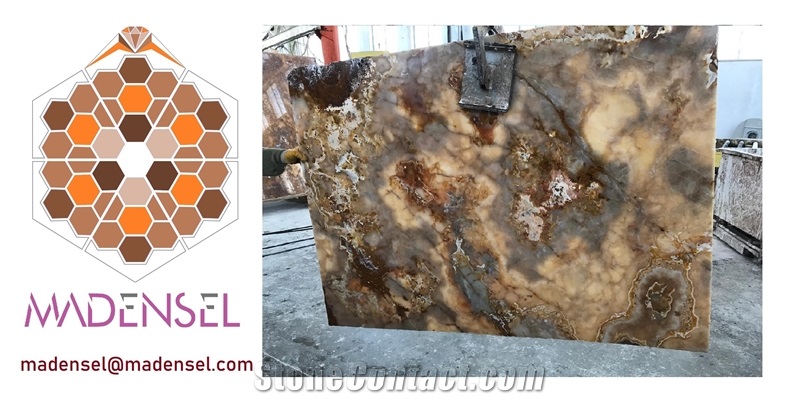 Galaxy Marmo Onyx Slabs