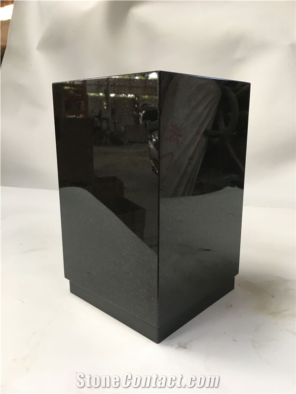 Urn Ash Urn