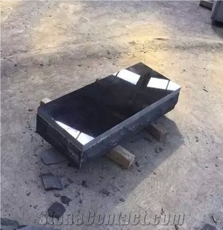 Black Headstone,Monument,Gravestone,Simple Style