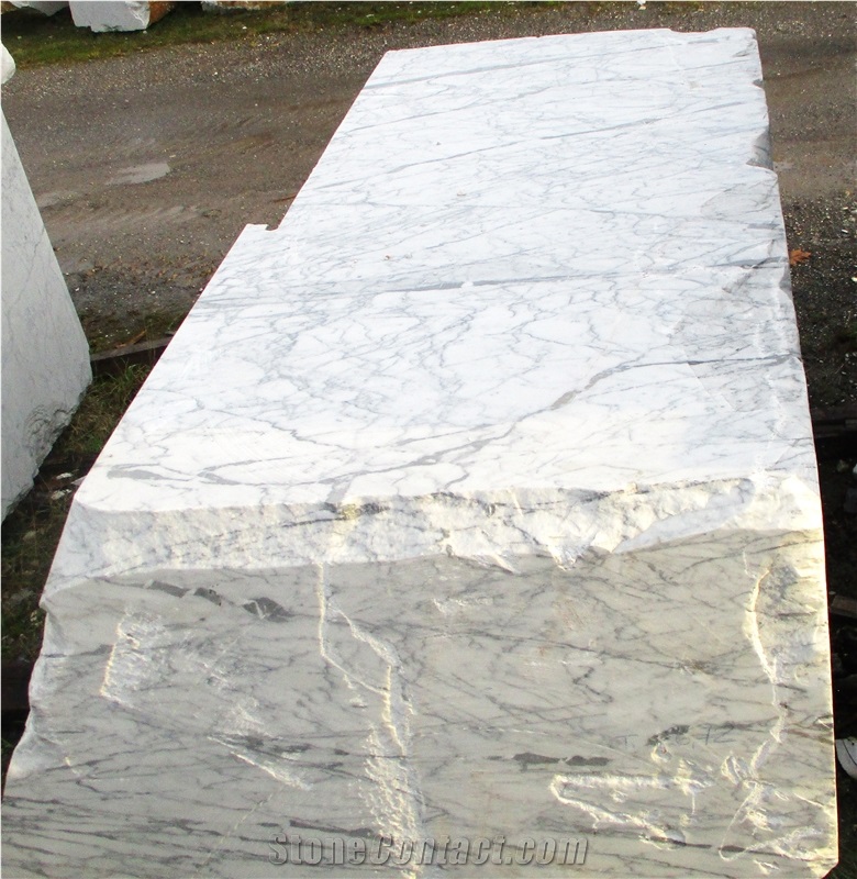 Statuarietto Classico Marble Blocks