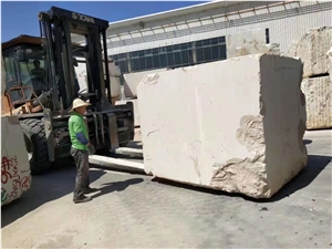 Cheap Light Beige Pakistan Limestone Big Blocks