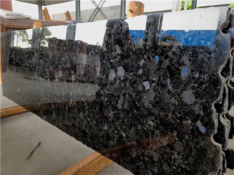 Volga Blue Extra Dark Granite for Wall Capping