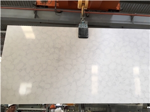 Artificial White Quartz Stone Tiles & Slabs