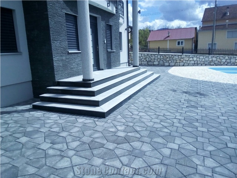 Frontdoor Granite Stairs
