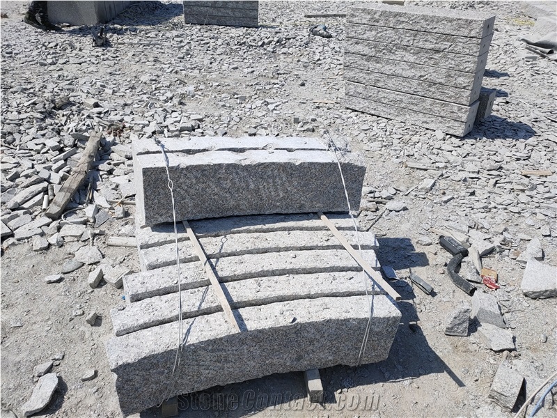 G383 Pearl Flower Rough Pick Split Kerbstone