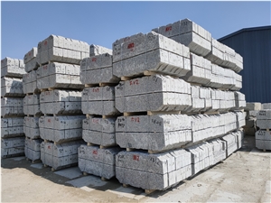 G383 Pearl Flower Rough Pick Split Kerbstone