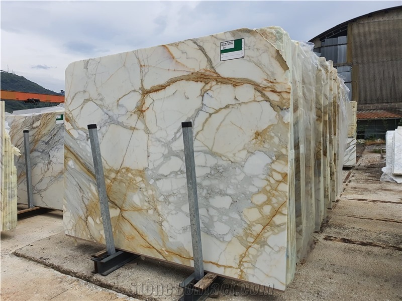 Calacatta Gold Marble Slabs
