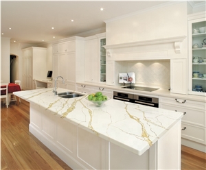 Calacatta Gold Quartz Kitchen Countertop