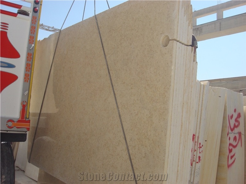 Polished Perlatino Menia Marble Slabs