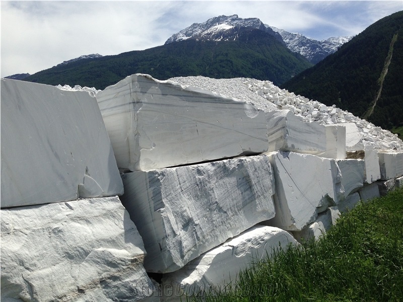 White Premium Marble Pebbles/ Blanco Sivec
