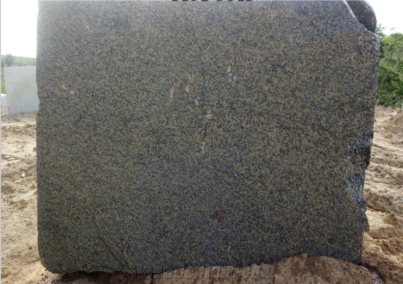 Blue Gold Granite Blocks (Bahia)
