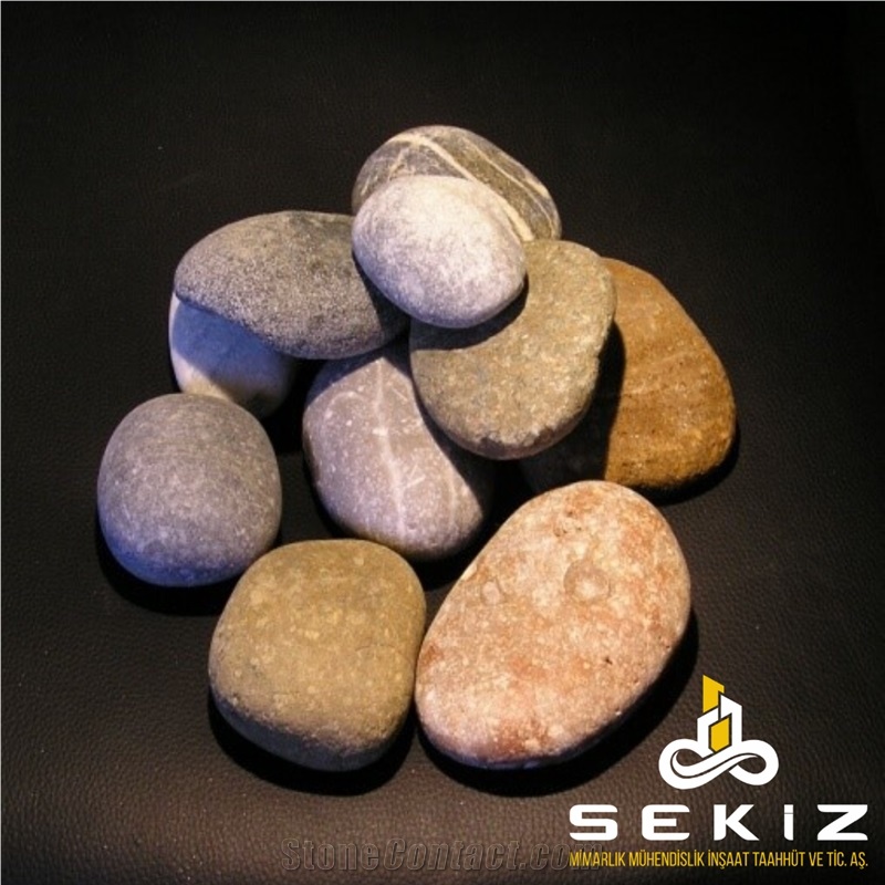 Multicolor Flat Pebbles