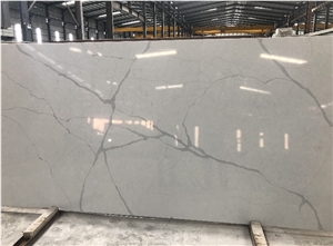 Fish Belly Calacatta Quartz Slabs