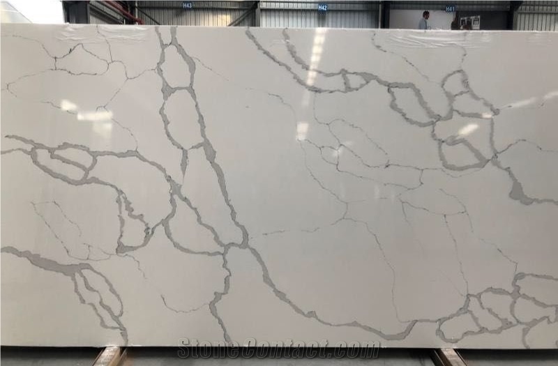 Snow White Laza Calacatta Quartz Stone Slab