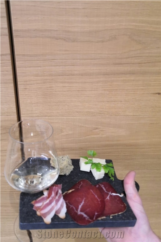 Aperitivo in Nero