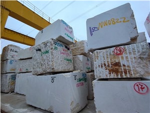 Crema Marfil Marble Raw Rough Blocks