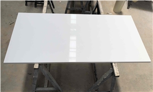 China Pure White Galaxy Quartz Kitchen Countertop