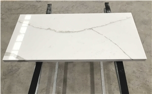 China Xtone Aria White Quartz Kitchen Countertops