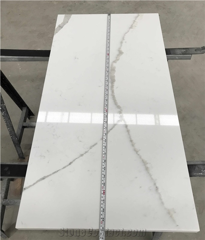 China Xtone Aria White Quartz Kitchen Countertops