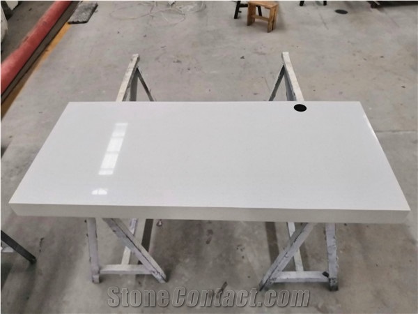 Customed Jazz White Quartz for Hotel Worktop