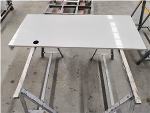 Customed Jazz White Quartz for Hotel Worktop