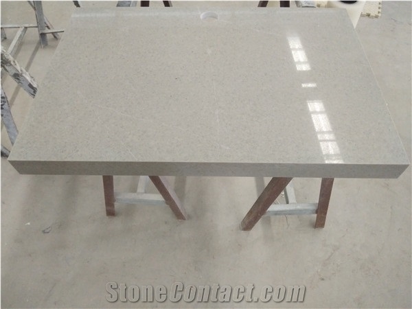 Hausys Viatera- in Cirrus Minibar Stone Top
