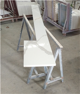 Popular Calcatta Natura Quartz for Tv Panel Stone