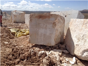Travertine Volubilis Tiles & Slabs